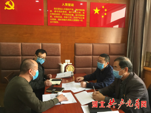 疫情期间医护人员逆行,医务人员疫情面前无畏逆行