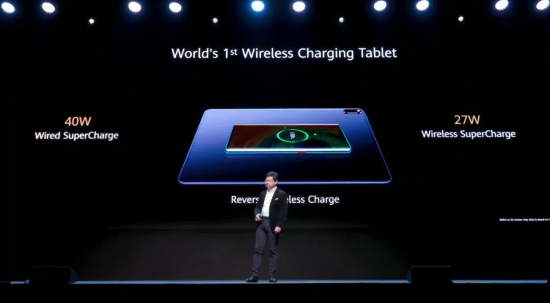 华为matexs折叠屏手机上手,华为matexs折叠屏和苹果11pro