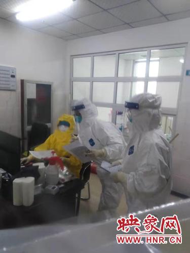 非常时期坚守岗位的图片,医警夫妻档坚守疫情防控一线