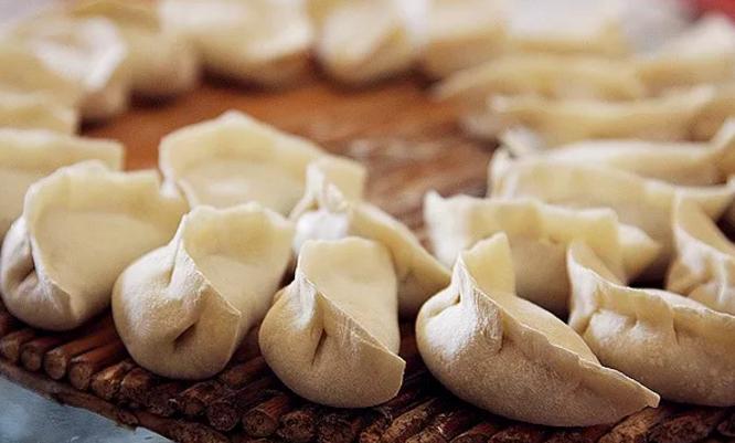 可以用面粉代替低筋面粉做蛋糕吗,家里包饺子的面粉能不能做蛋糕