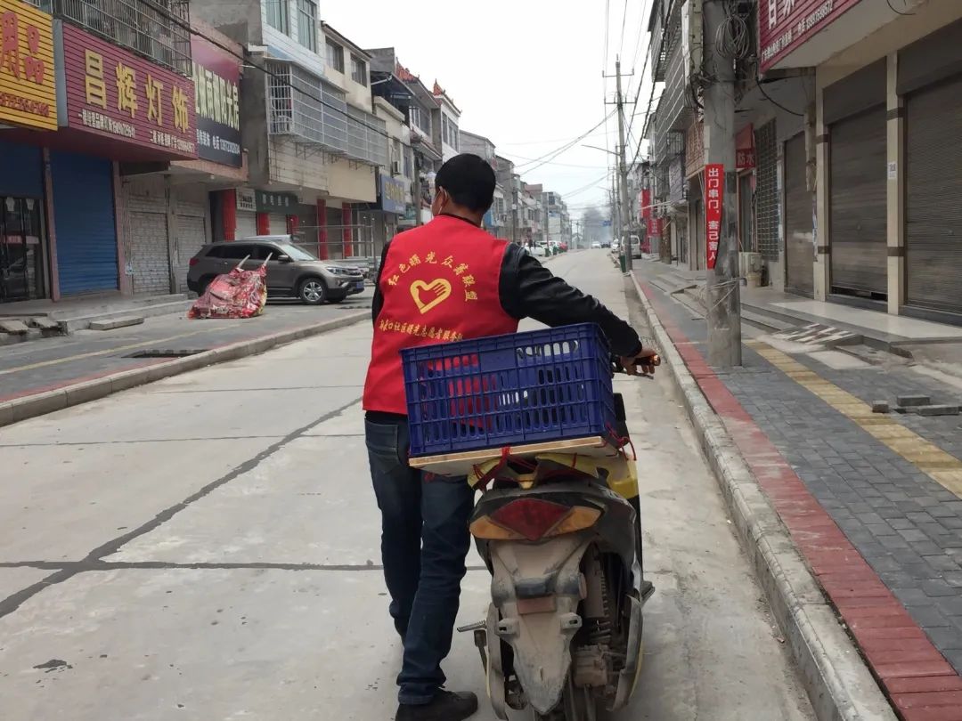 这个家庭“邮局”，接线与派送两不误