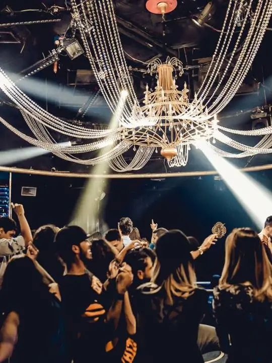 「好响出去丸」之想去就去酷点的|请问迪拜青年玩什么？