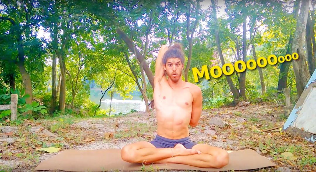 简单一点的瑜伽锻炼动作,一套最简单的瑜伽动作教程