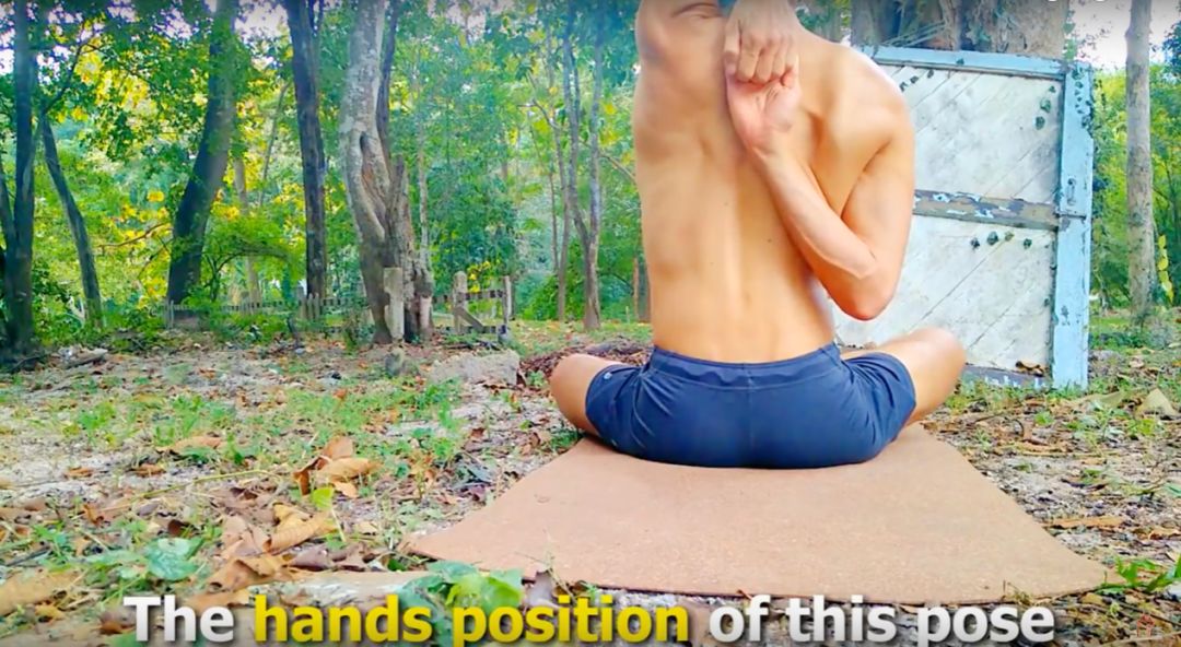 简单一点的瑜伽锻炼动作,一套最简单的瑜伽动作教程