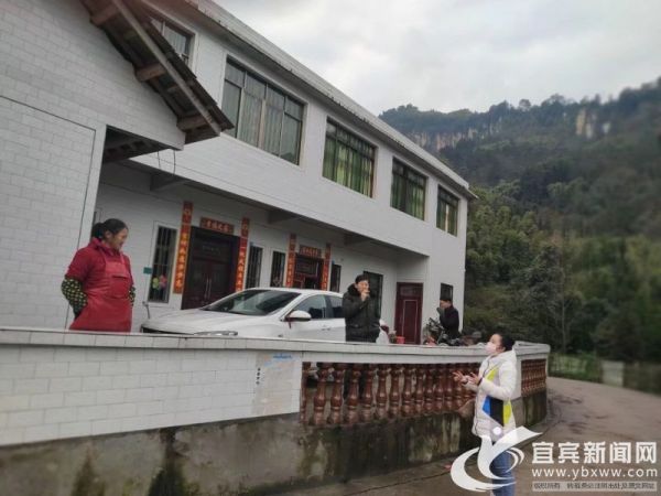 骑行服务队,志愿者骑行队创文宣传