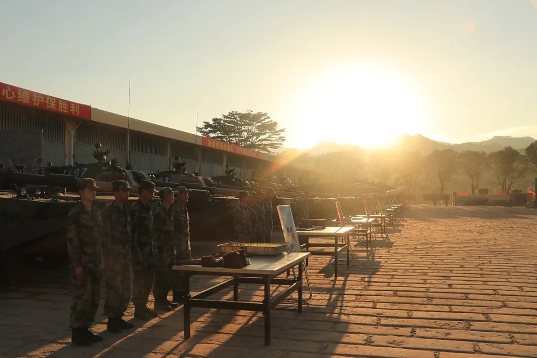 装甲兵，很特别