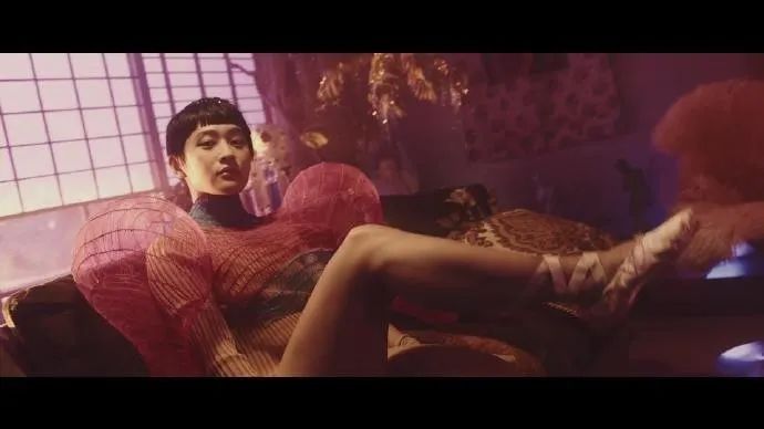 时尚无关年纪|85岁老夫老妻变“网红情侣”火爆时装周