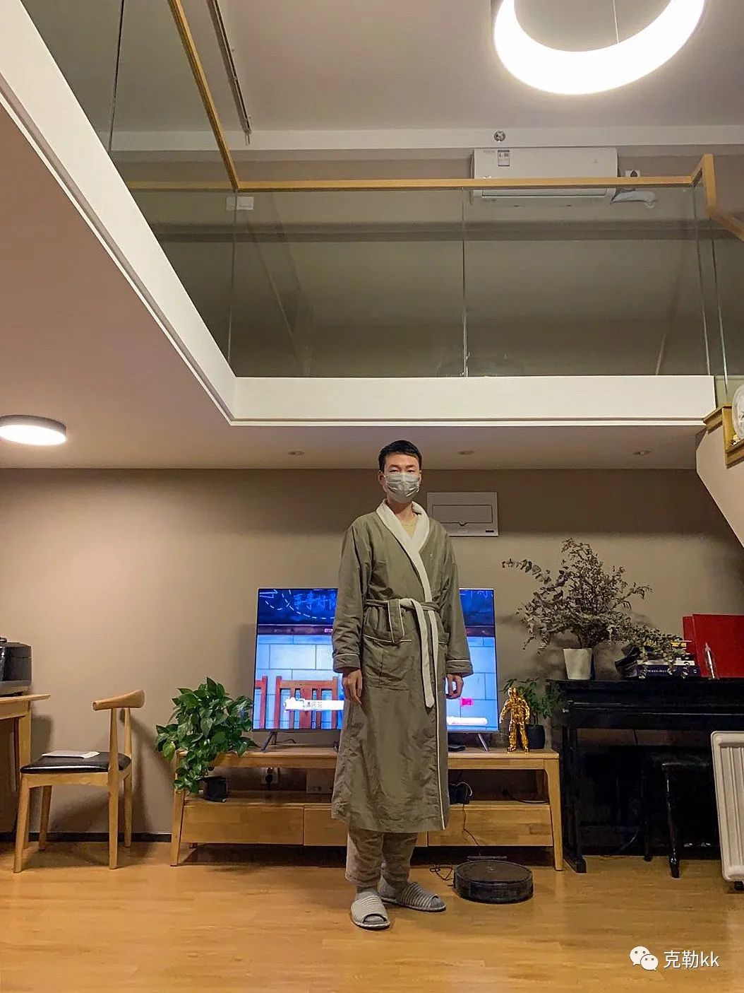 在家应该穿什么,还在考虑出门穿什么