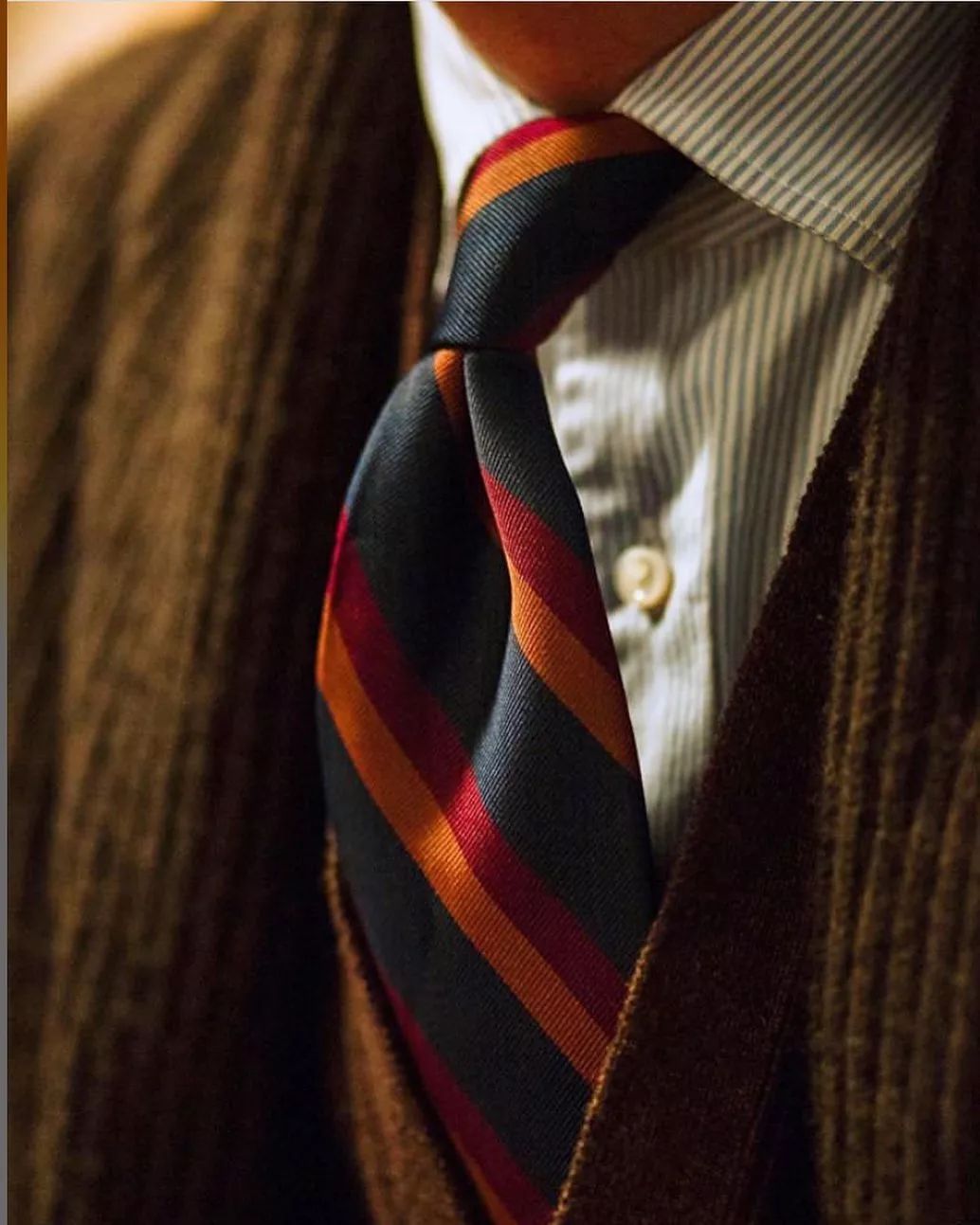 男人去办公室上班时应该把「佩剑」藏在哪儿？｜基本款