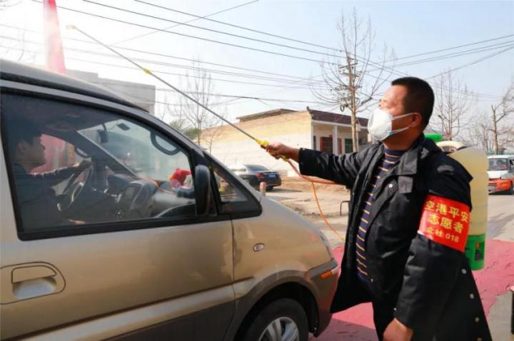 基层小网格汇聚起防疫大力量,防控疫情发挥战斗堡垒作用