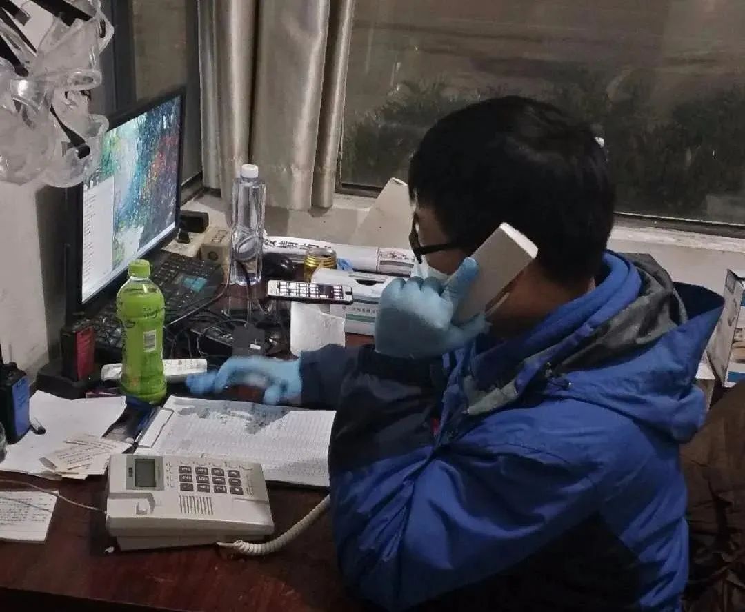 “白袍”法官，护你平安！｜直通湖北