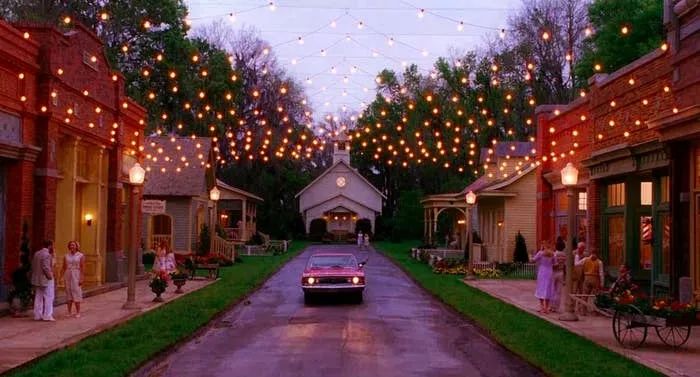 Wes出预告，蜷川实花上新剧，色彩控们又该尖叫了