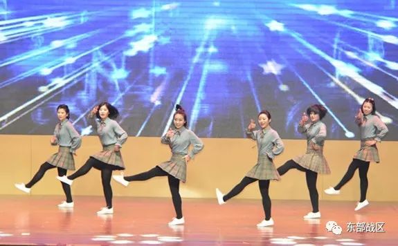 女兵最美的样子,女兵的美