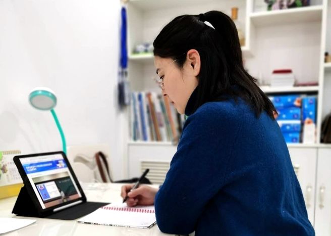 孩子开学第一天上学的感受,刚开学在网上能查到学籍吗