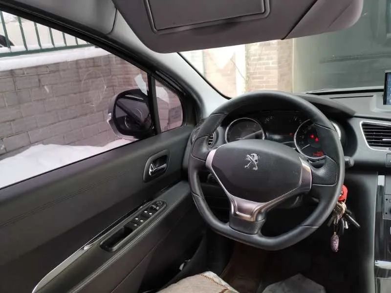 标致3008油耗1.6t值得入手么,开了7年的标致3008问题会多吗