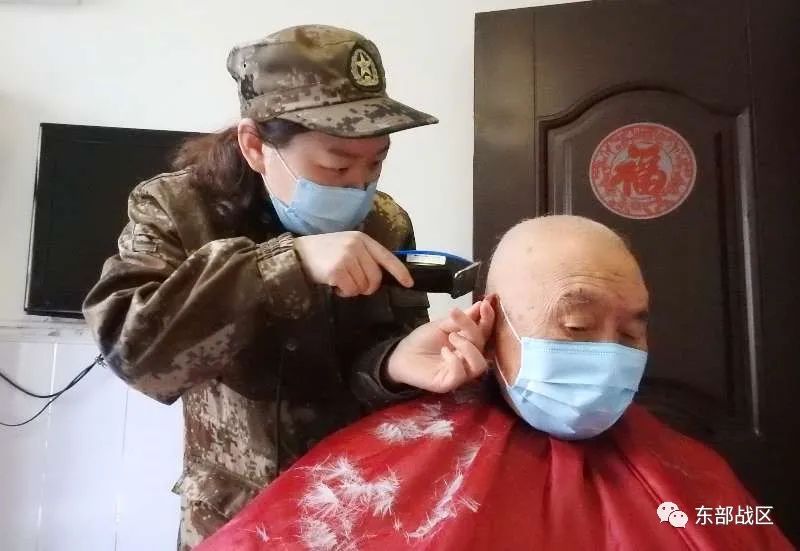 点赞|这个文职人员,好贴心