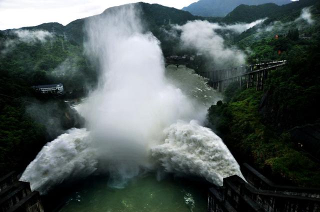 云和山什么意思,云和山是什么意思