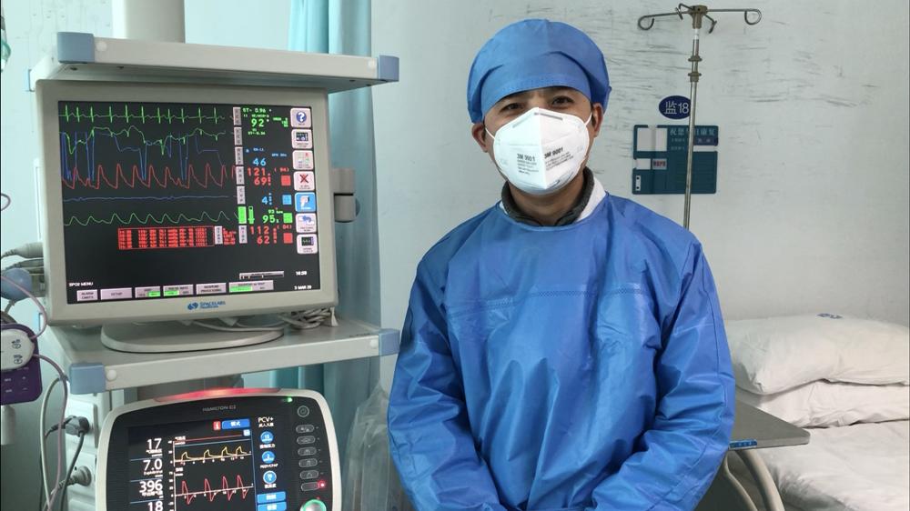 这群人，专治“会呼吸的痛”