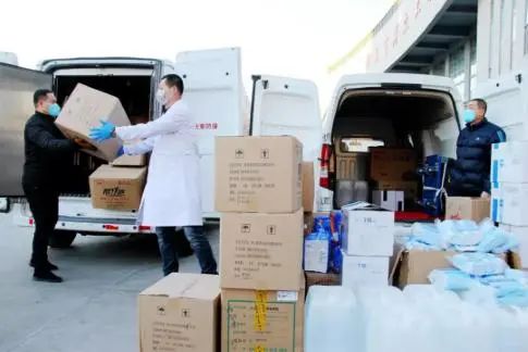 大庆一家本土药房的“八次捐赠”