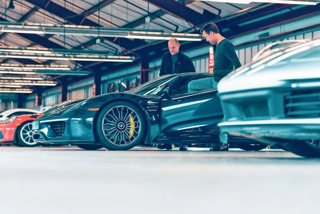 我们把最优秀的五款保时捷带到了赛道上……|CARREVIEWS