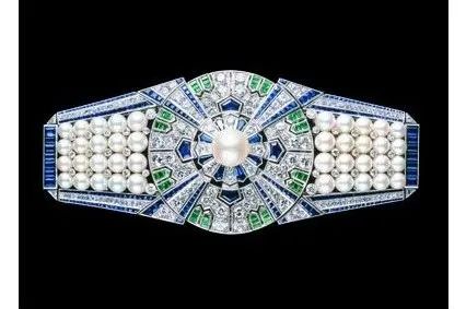 这次COMMEdesGARÇONS的珍珠项链,你会砸下重金吗?