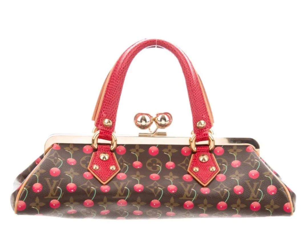 bella和kendall走秀,金泫雅显眼包