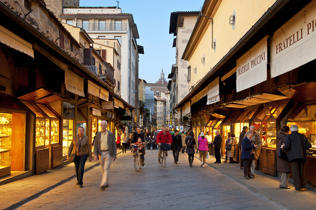 *力暴**“抗疫”这件事,为什么总出现在意大利?