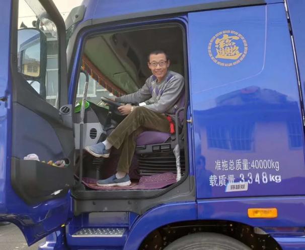 战疫路上感谢每一个温暖的你,战疫路上有温情件件警事暖民心