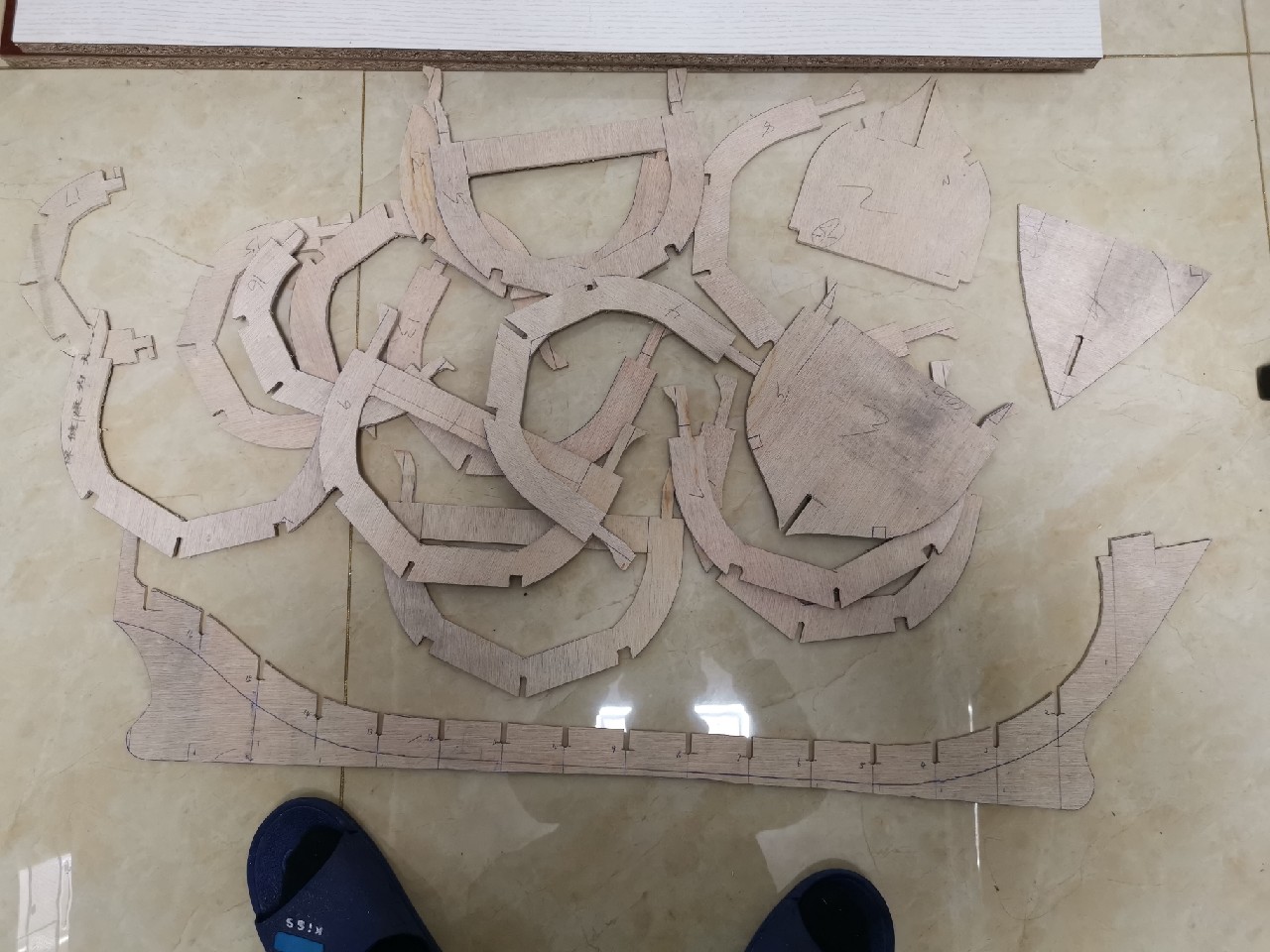 diy钓鱼打窝船,自制钓鱼打窝船外壳图纸