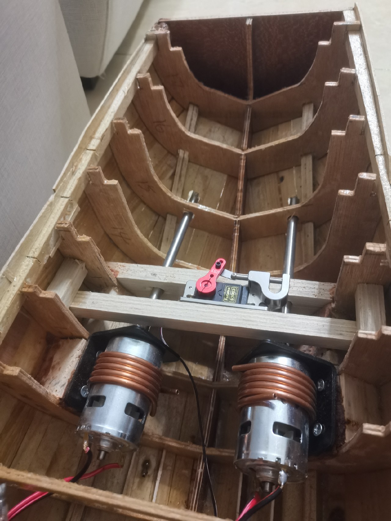 diy钓鱼打窝船,自制钓鱼打窝船外壳图纸