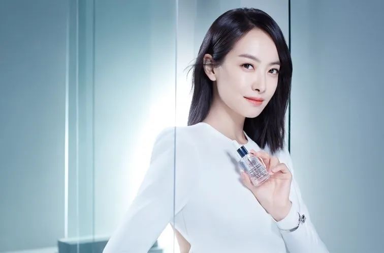 女明星逆龄回春的秘密,女明星冻龄真相