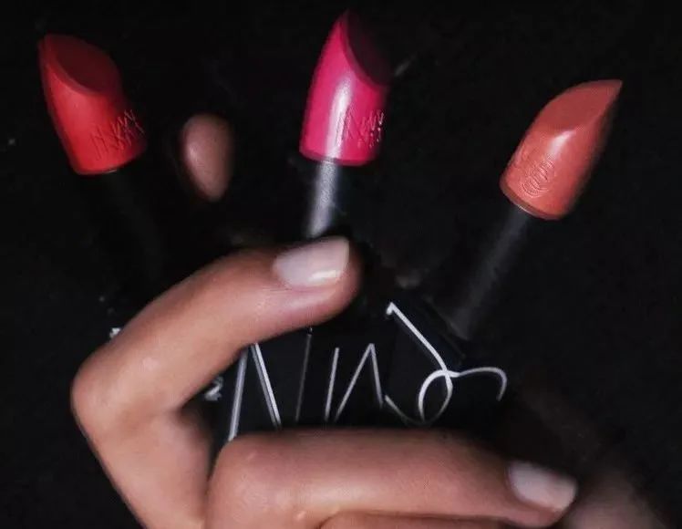 女明星逆龄回春的秘密,女明星冻龄真相