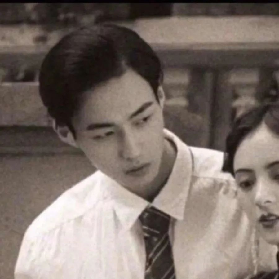 微信朋友圈38条,疫情下的38度朋友圈