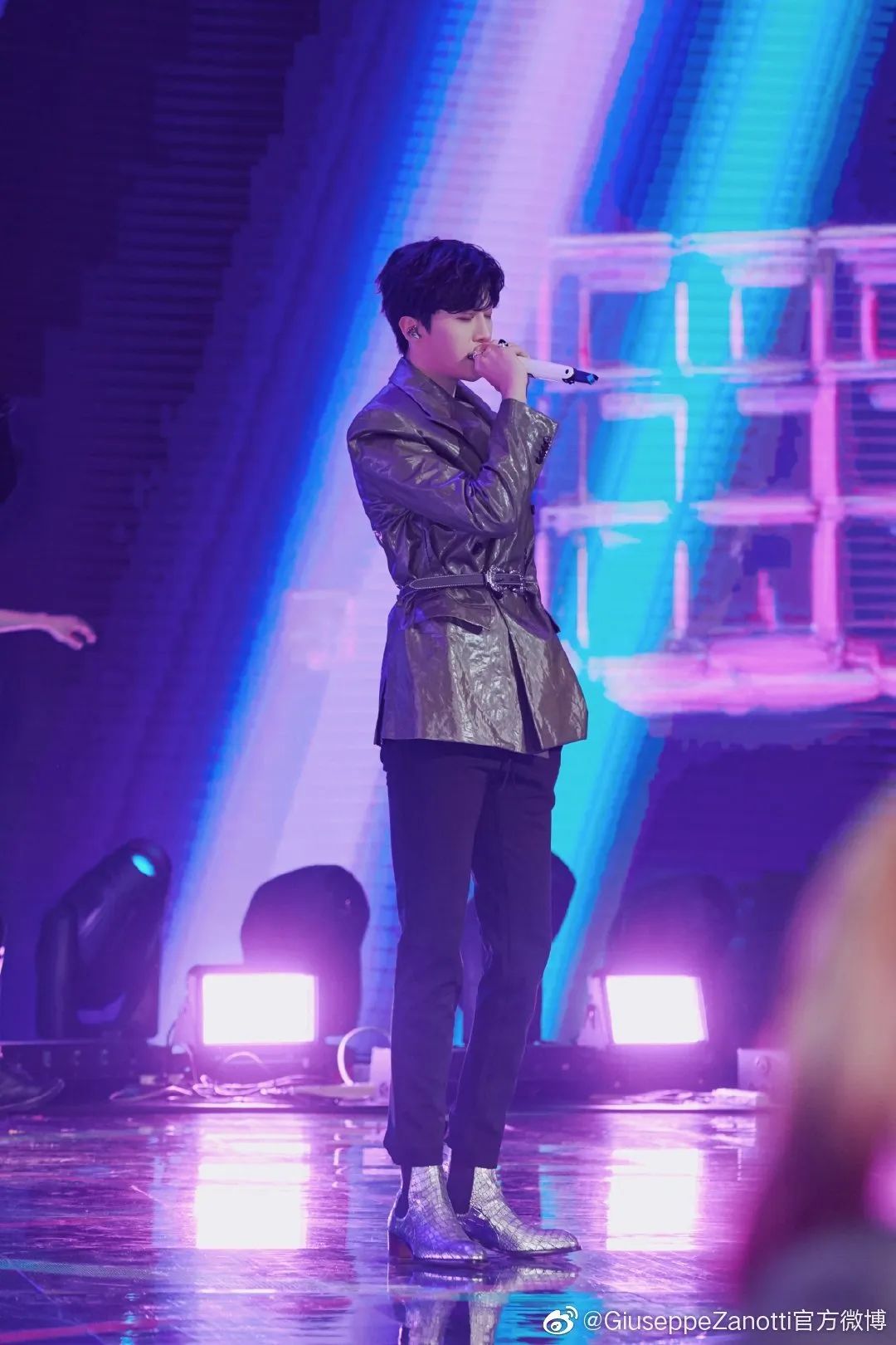 穿它,待疫情消散后给你出门的动力