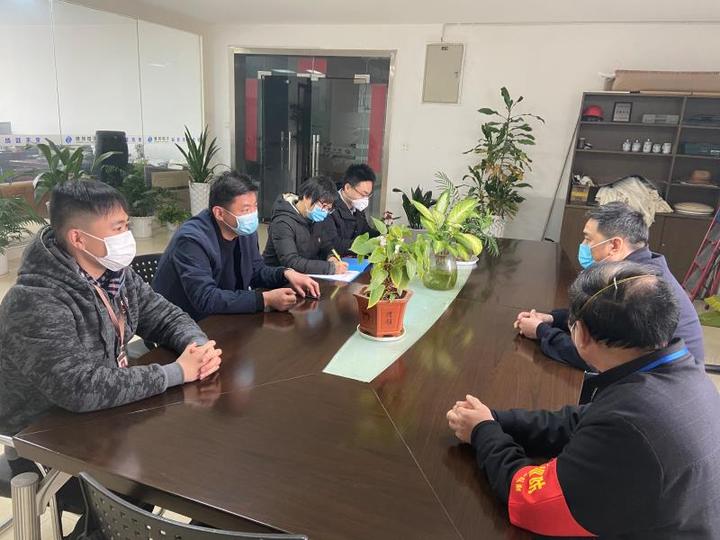 杭州滨江区信诚社区居委会副主任来社峰:办法全靠“跑”出来