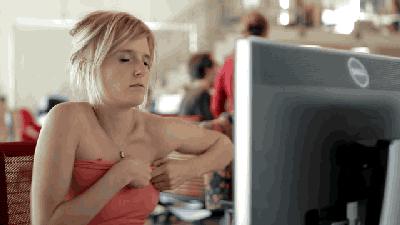 下垂的胸真的可以练起来吗,下垂的胸部能立刻挺拔的办法有吗