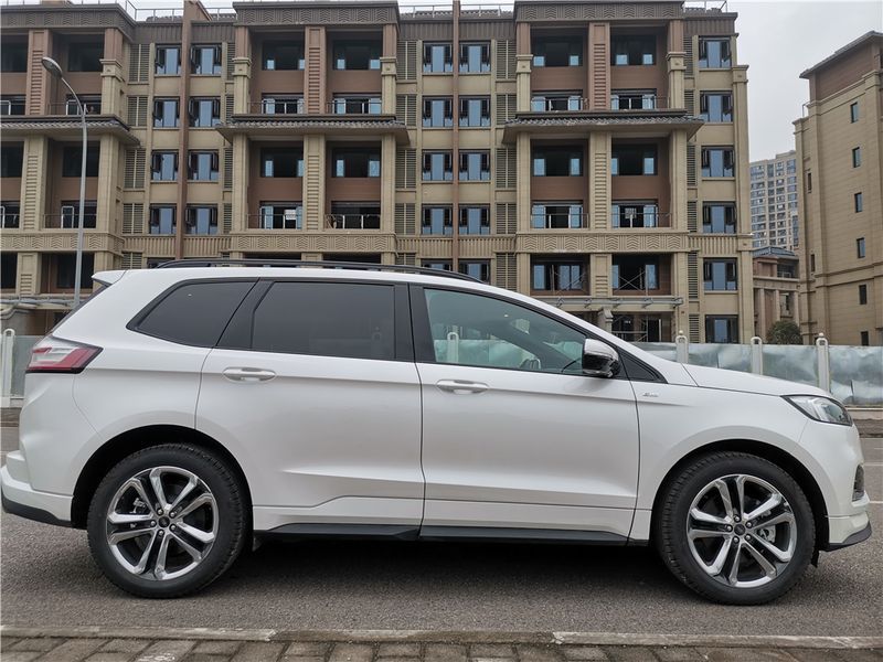 转来转去最后还是提了福特锐界