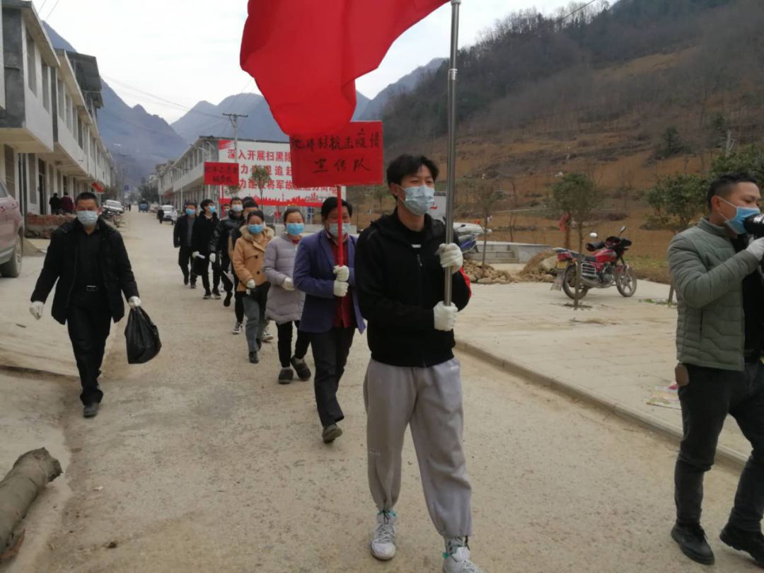 追忆峥嵘岁月践行党员使命,镇巴李耀军