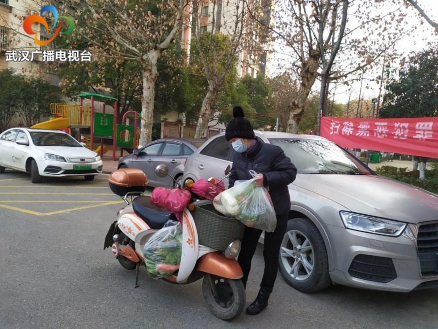 惟“褚”有才百练成钢——记红钢城街青扬社区书记褚琦