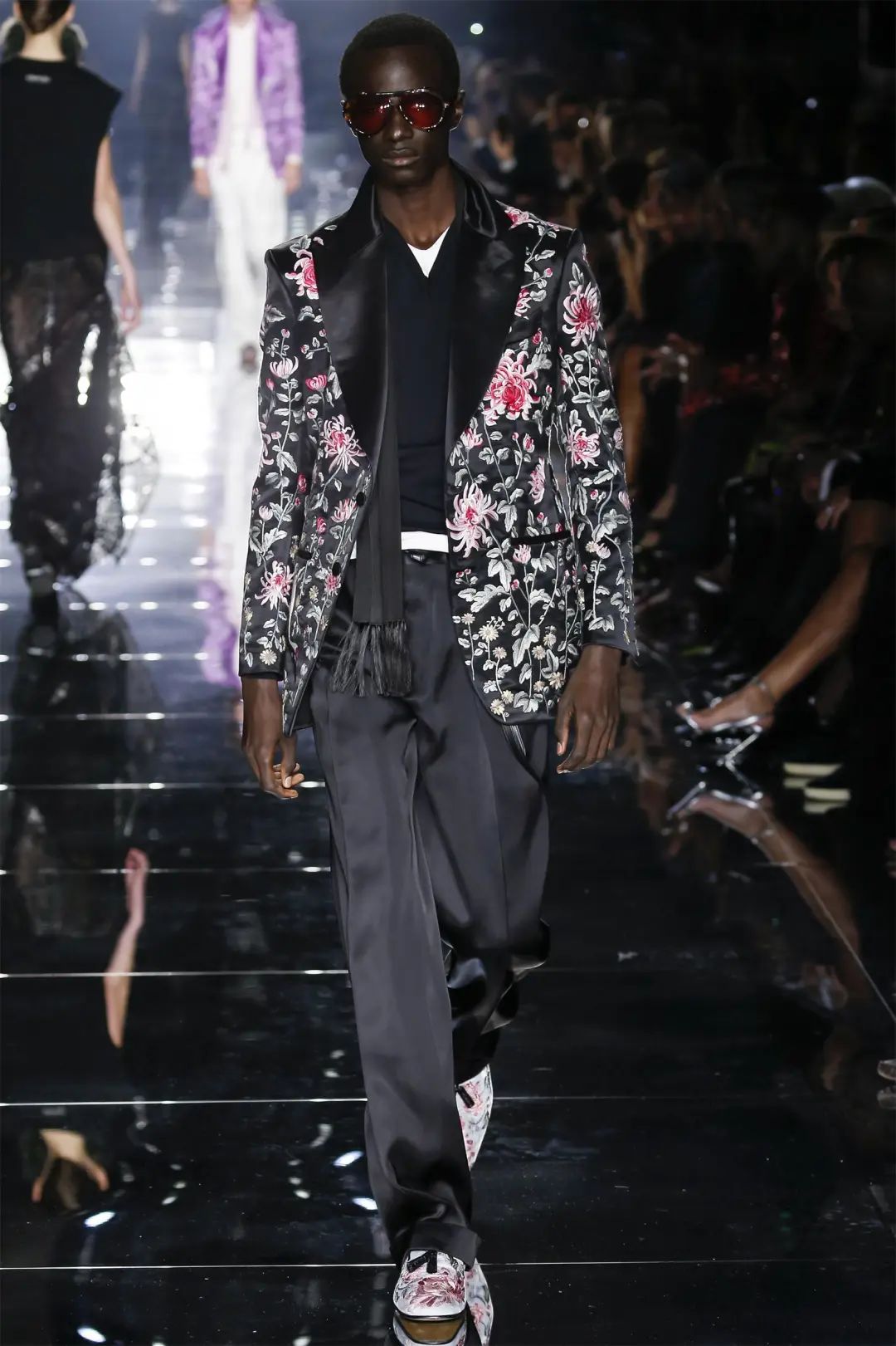 惊喜的，精彩的，平庸的，女装周里的男装片段展示的风格利弊