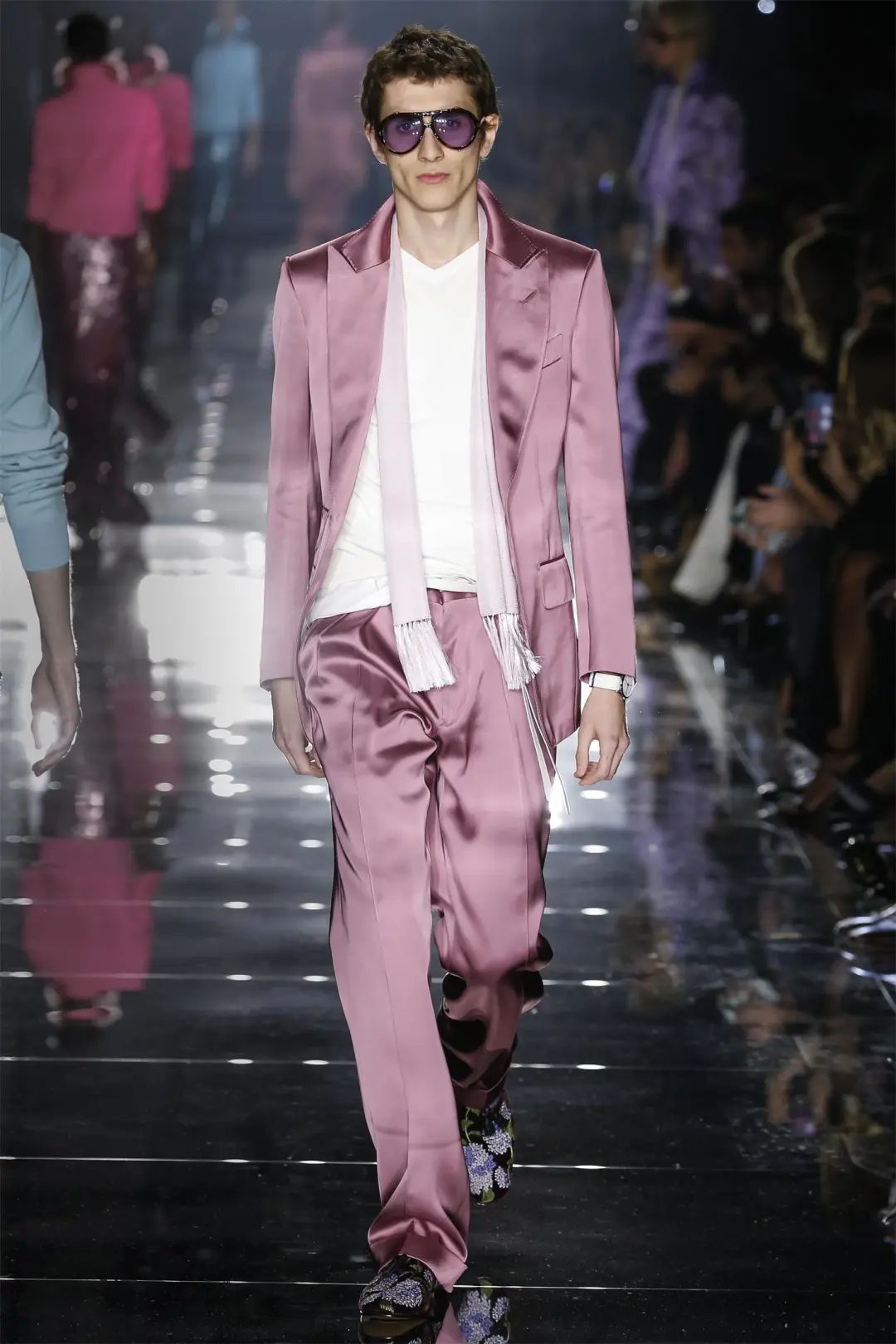 惊喜的，精彩的，平庸的，女装周里的男装片段展示的风格利弊