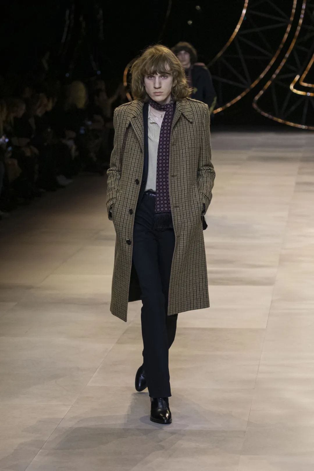 惊喜的，精彩的，平庸的，女装周里的男装片段展示的风格利弊