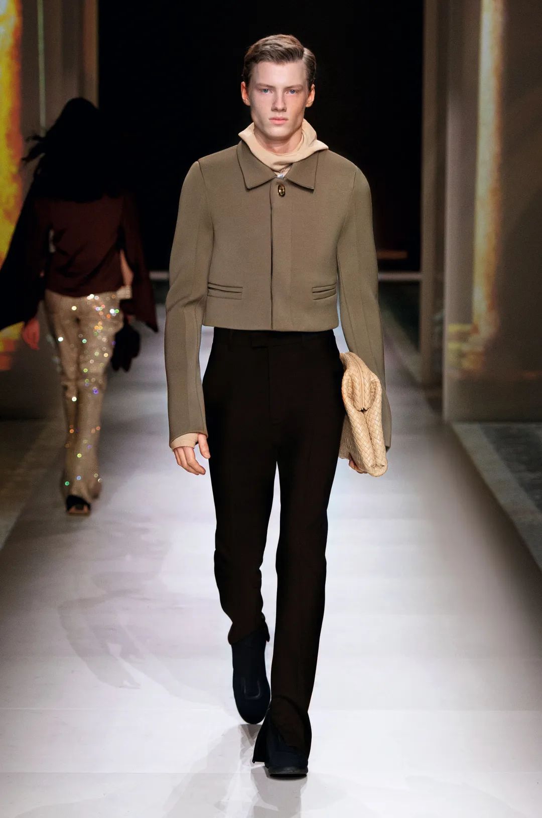 惊喜的，精彩的，平庸的，女装周里的男装片段展示的风格利弊