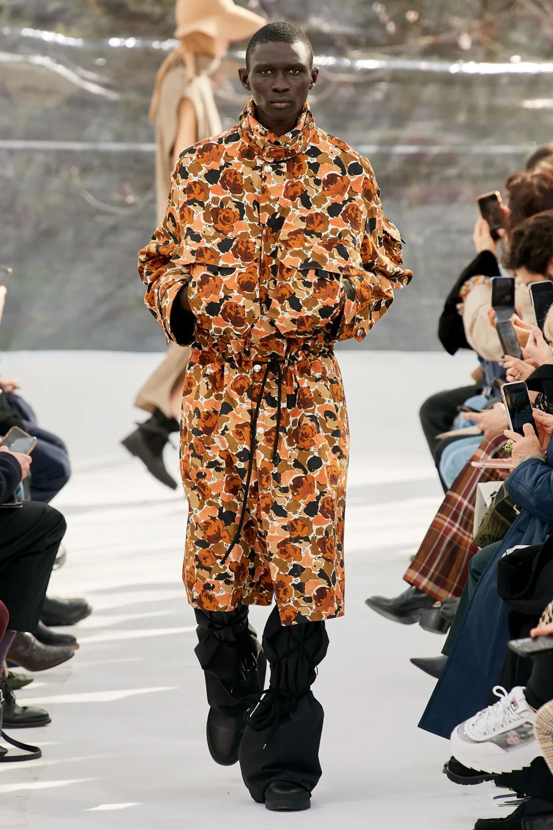 惊喜的，精彩的，平庸的，女装周里的男装片段展示的风格利弊