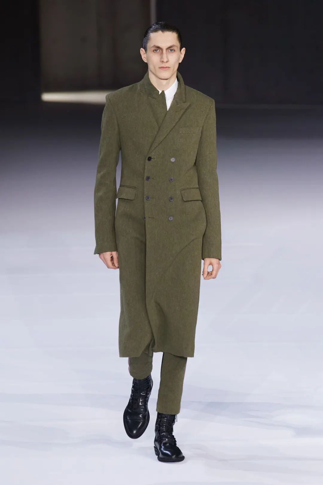 惊喜的，精彩的，平庸的，女装周里的男装片段展示的风格利弊