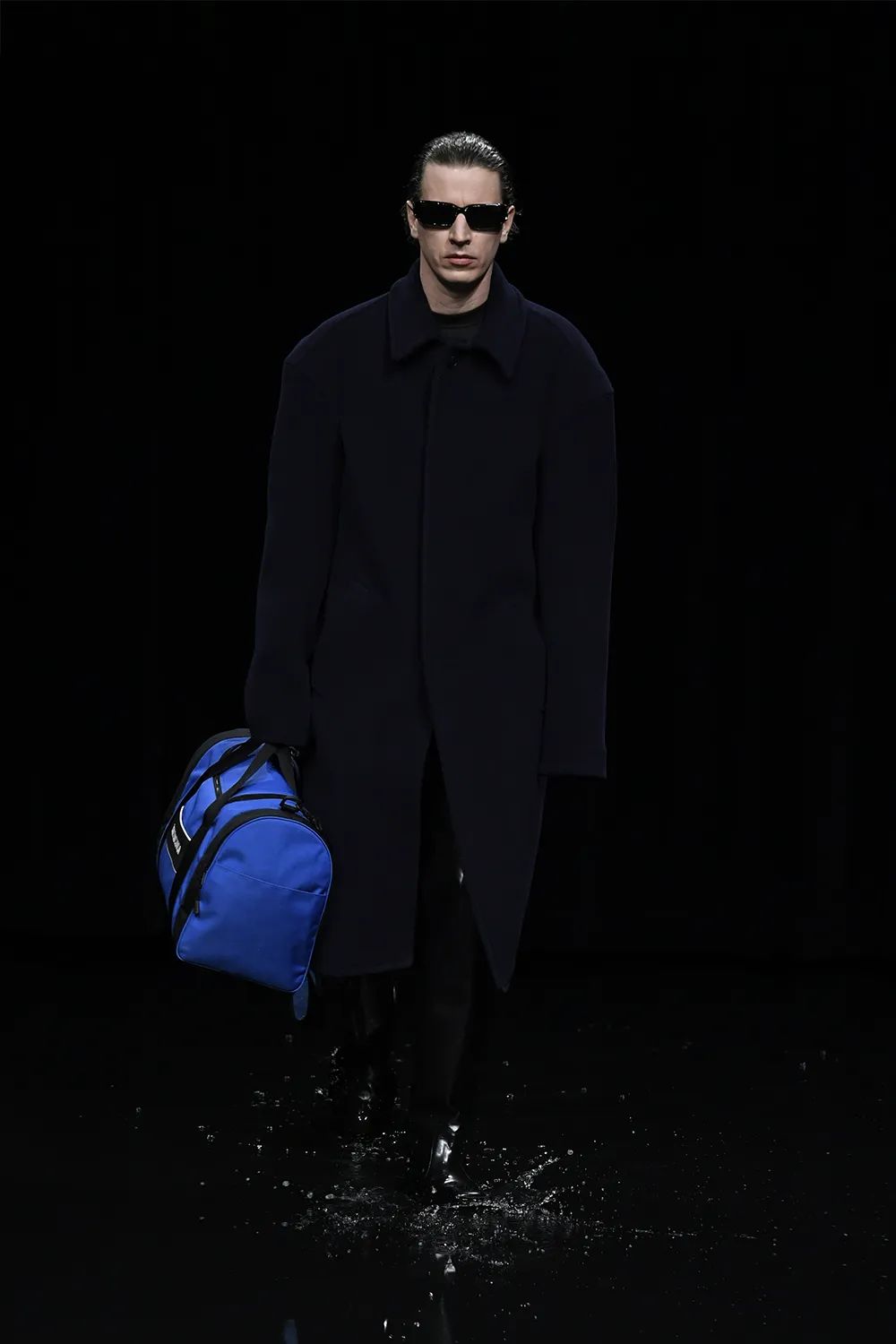 惊喜的，精彩的，平庸的，女装周里的男装片段展示的风格利弊