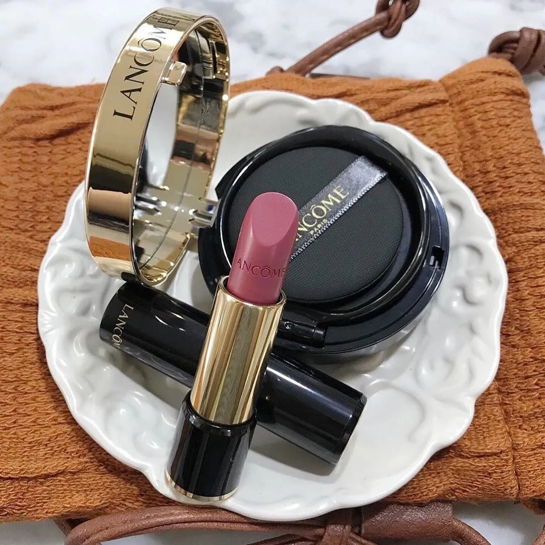 女爱豆仿妆教程,爱豆实际妆容与镜头里的妆容