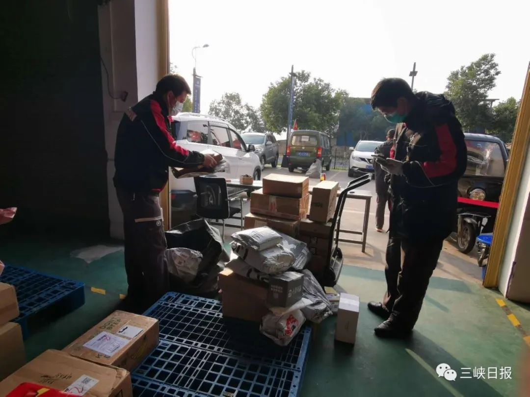 快递小哥的一天日程安排,快递小哥的一天生活