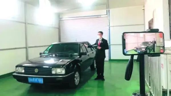 辽宁一位法官火了!战“疫”期间变身淘宝直播“店小二”