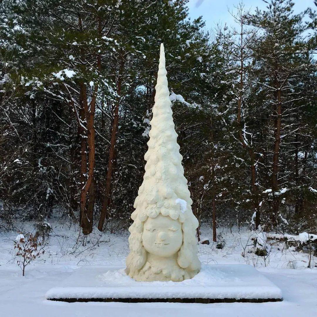 画“古怪小孩”拍出1.9亿天价的帅大叔，超越草间弥生，成日本最贵艺术家